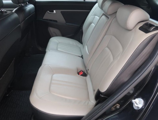 Kia Sportage  1.6 GDI 