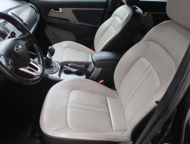Kia Sportage  1.6 GDI 