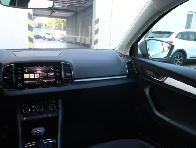 Škoda Karoq  1.5 TSI 