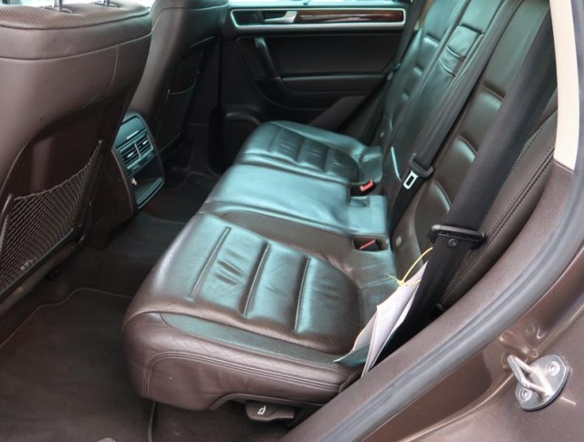 Volkswagen Touareg  3.0 TDI 