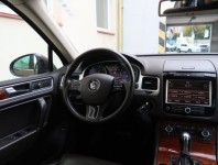Volkswagen Touareg  3.0 TDI 