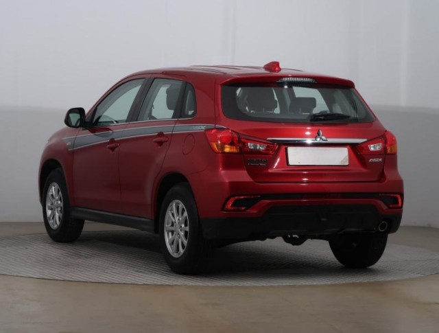 Mitsubishi ASX  1.6 MIVEC Invite