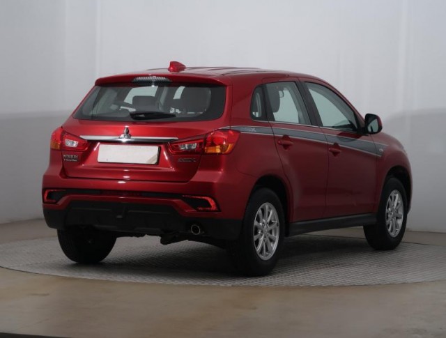 Mitsubishi ASX  1.6 MIVEC Invite