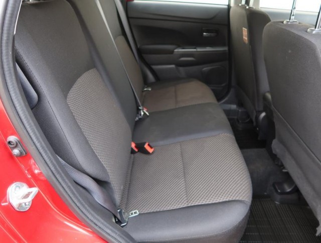 Mitsubishi ASX  1.6 MIVEC Invite