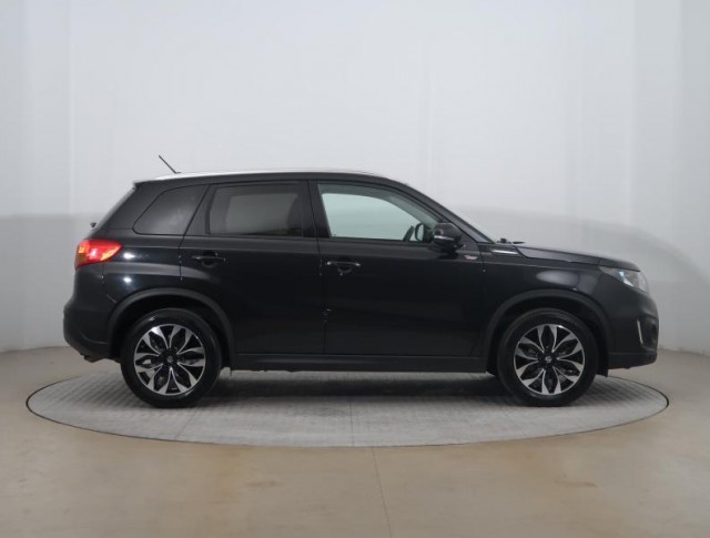 Suzuki Vitara  1.6 VVT Elegance