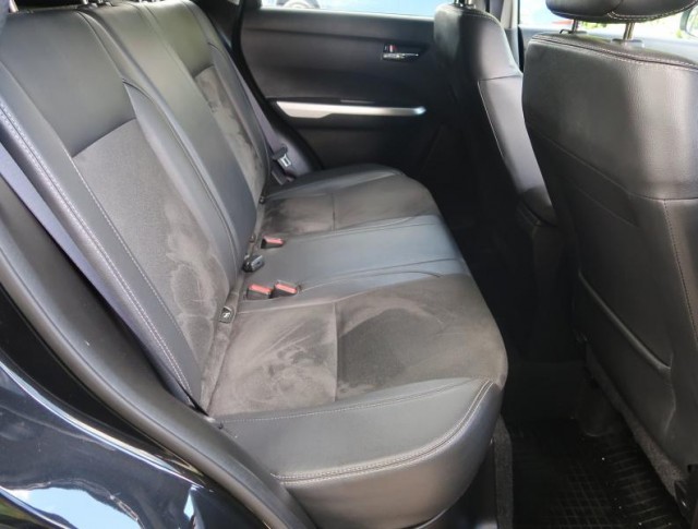 Suzuki Vitara  1.6 VVT Elegance
