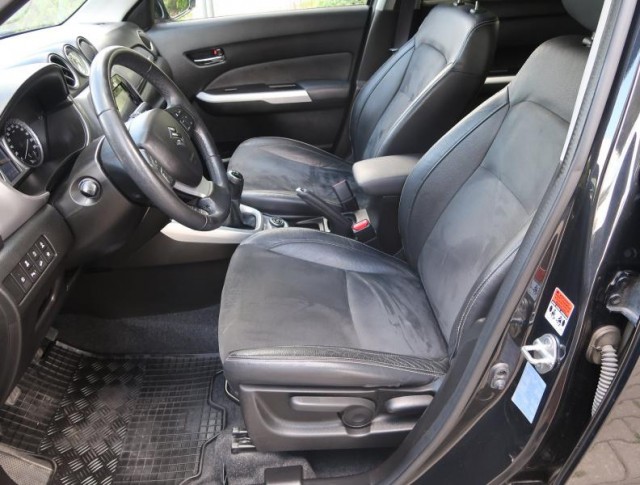 Suzuki Vitara  1.6 VVT Elegance