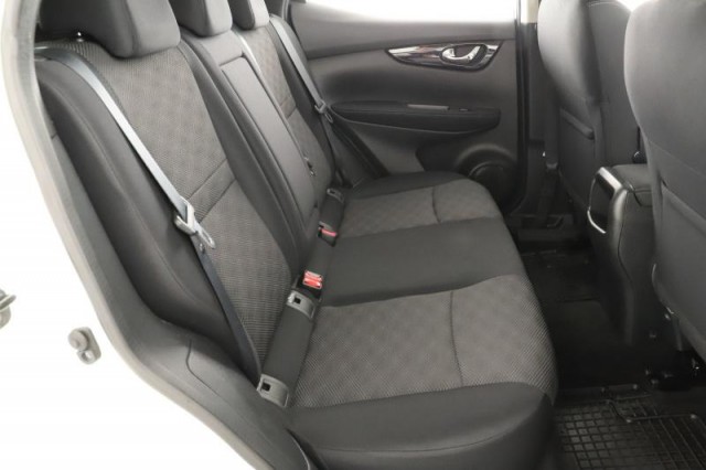 Nissan Qashqai  1.2 DIG-T 