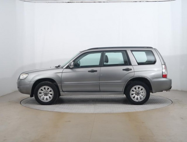 Subaru Forester  2.0 X 