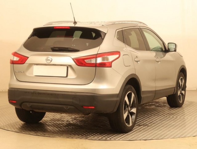 Nissan Qashqai  1.6 DIG-T 