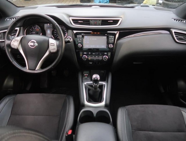 Nissan Qashqai  1.6 DIG-T 