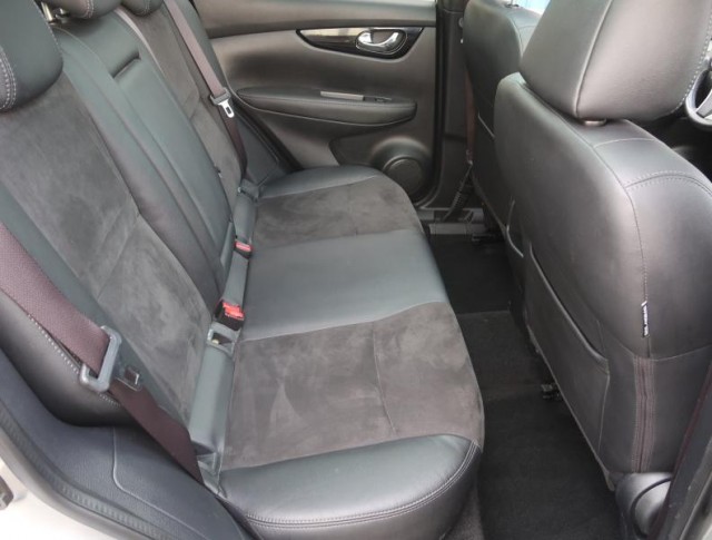 Nissan Qashqai  1.6 DIG-T 