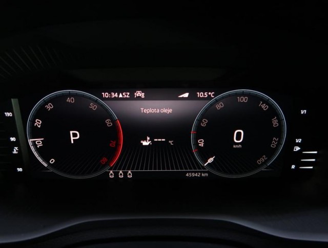 Škoda Karoq  1.5 TSI Style