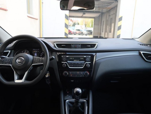 Nissan Qashqai  1.2 DIG-T 