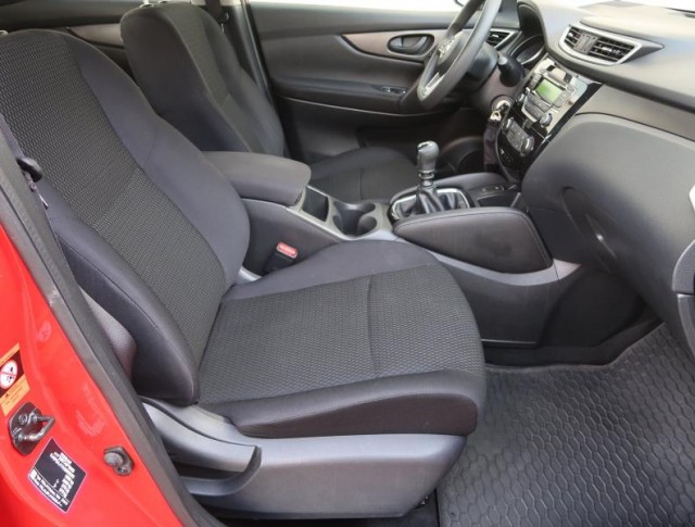 Nissan Qashqai  1.2 DIG-T 