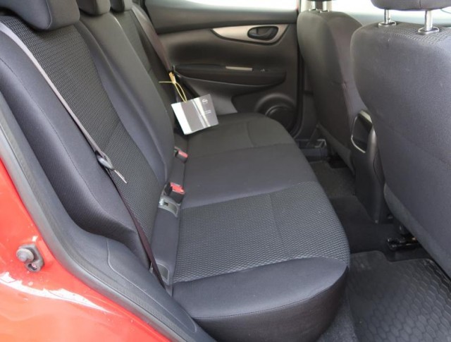 Nissan Qashqai  1.2 DIG-T 