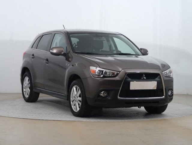 Mitsubishi ASX  1.8 DI-D MIVEC Intense