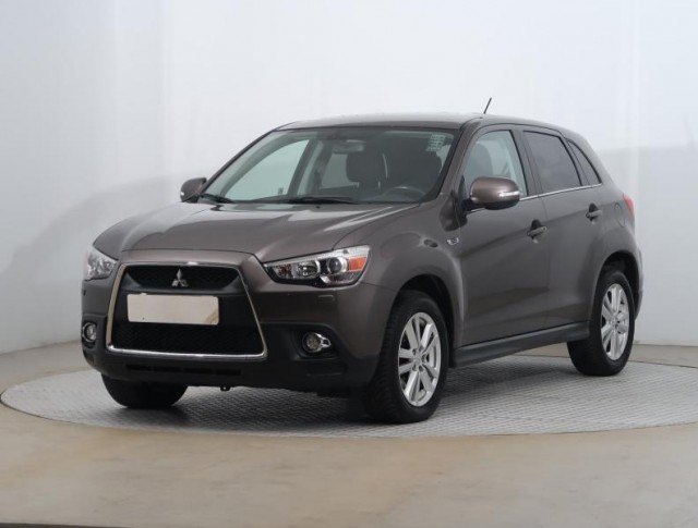 Mitsubishi ASX  1.8 DI-D MIVEC Intense