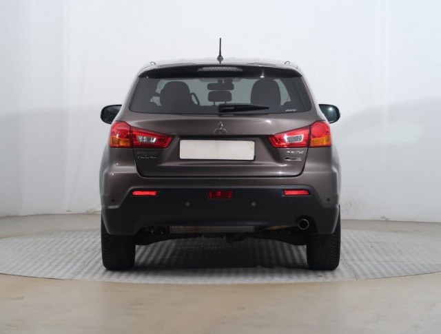 Mitsubishi ASX  1.8 DI-D MIVEC Intense