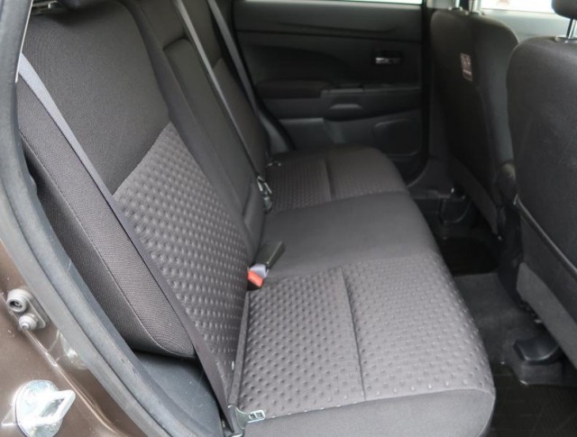 Mitsubishi ASX  1.8 DI-D MIVEC Intense