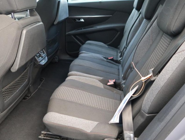 Peugeot 5008  1.6 BlueHDi 