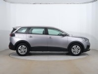 Peugeot 5008  1.6 BlueHDi 