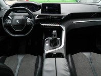 Peugeot 3008  1.2 PureTech 