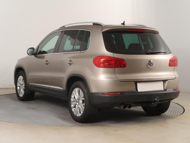 Volkswagen Tiguan  2.0 TDI 