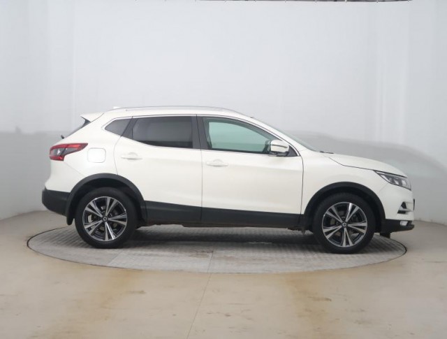 Nissan Qashqai  1.2 DIG-T 
