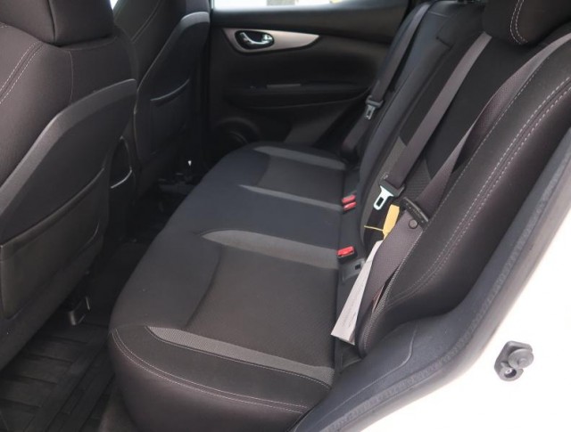 Nissan Qashqai  1.2 DIG-T 