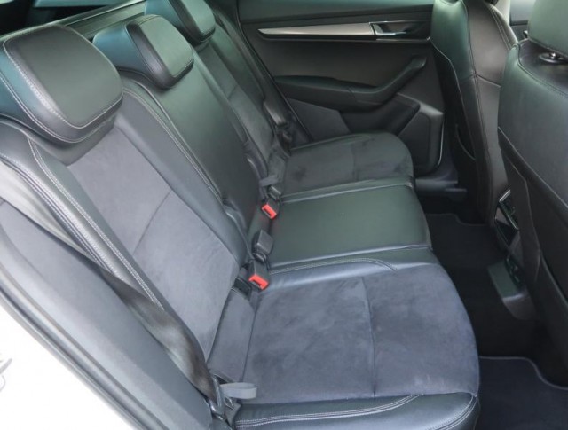 Škoda Karoq  1.6 TDI Ambition