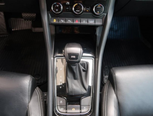 Škoda Karoq  1.5 TSI Style Plus