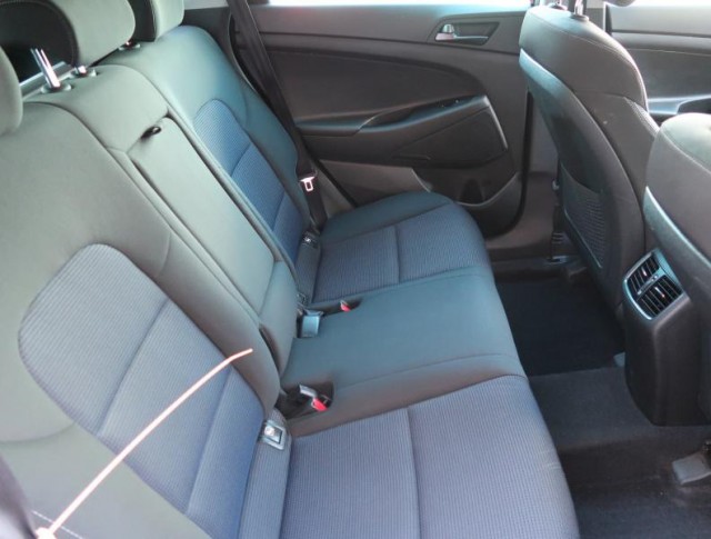 Hyundai Tucson  1.7 CRDi Trikolor