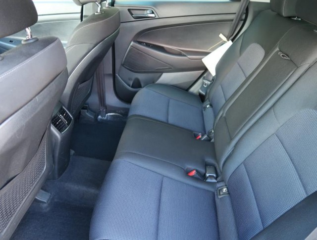 Hyundai Tucson  1.7 CRDi Trikolor