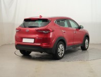 Hyundai Tucson  1.7 CRDi Trikolor