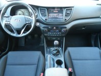 Hyundai Tucson  1.7 CRDi Trikolor