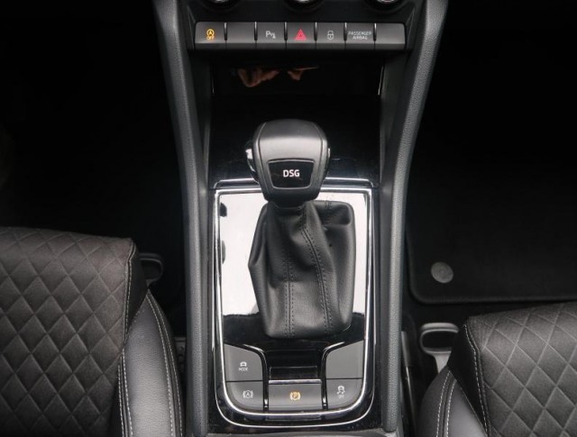 Škoda Karoq  1.6 TDI Style Plus