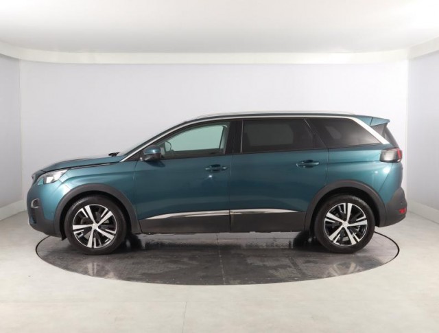 Peugeot 5008  1.5 BlueHDi Allure