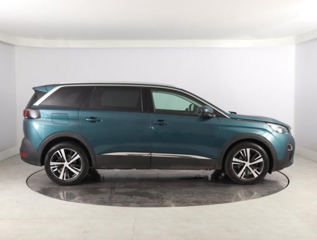 Peugeot 5008  1.5 BlueHDi Allure