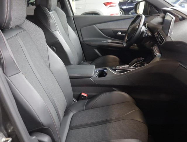 Peugeot 3008  1.5 BlueHDi GT Line