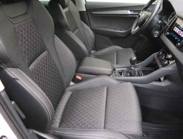 Škoda Karoq  1.5 TSI Style