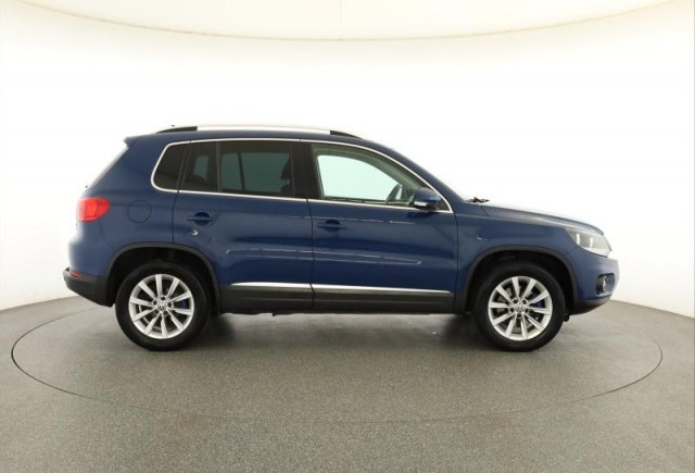 Volkswagen Tiguan  2.0 TDI 