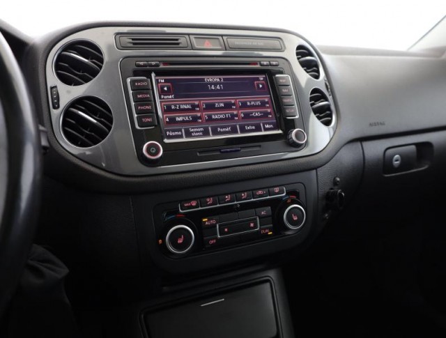 Volkswagen Tiguan  2.0 TDI 