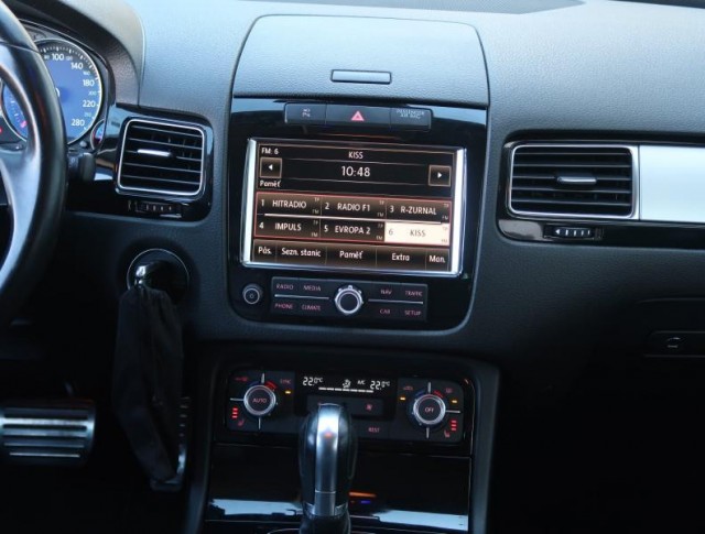 Volkswagen Touareg  3.0 TDI R-Line