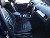 Volkswagen Touareg  3.0 TDI R-Line