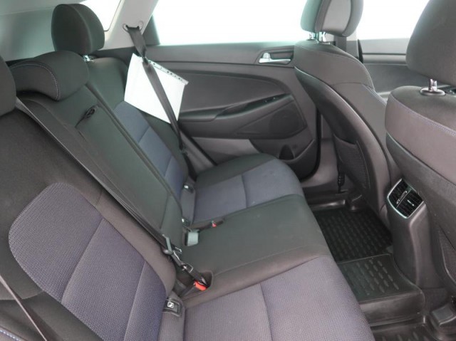 Hyundai Tucson  1.7 CRDi 