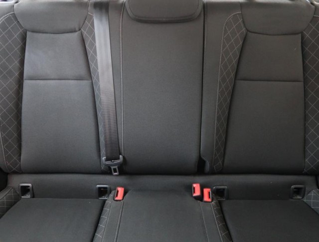 Škoda Karoq  1.0 TSI Ambition