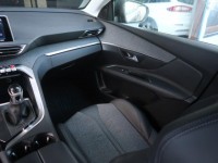 Peugeot 3008  1.2 PureTech Allure