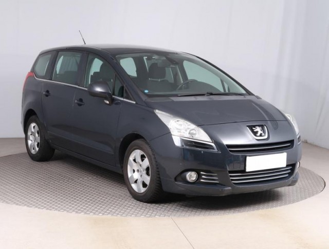 Peugeot 5008  1.6 HDi 