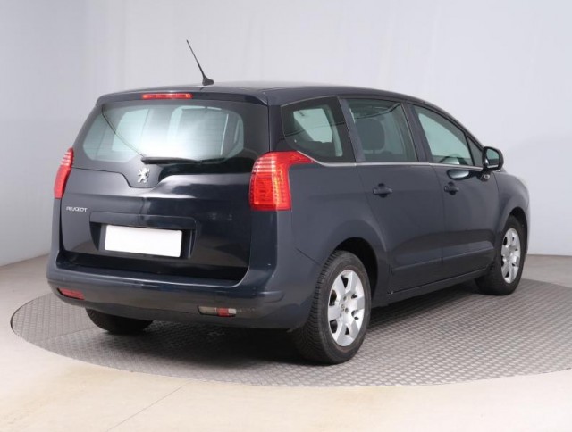 Peugeot 5008  1.6 HDi 
